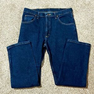 Mens Wrangler dark blue jeans. Size 34x29